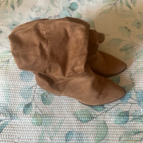 Don’t these SCREAM Fun! - Picture 4 of 5